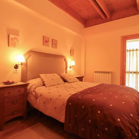 Villa Nuria Tramacastilla de Tena Exterior photo